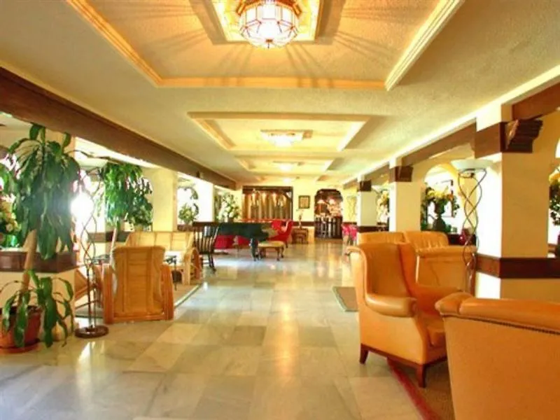 Hotel Ms Tropicana توريمولينوس