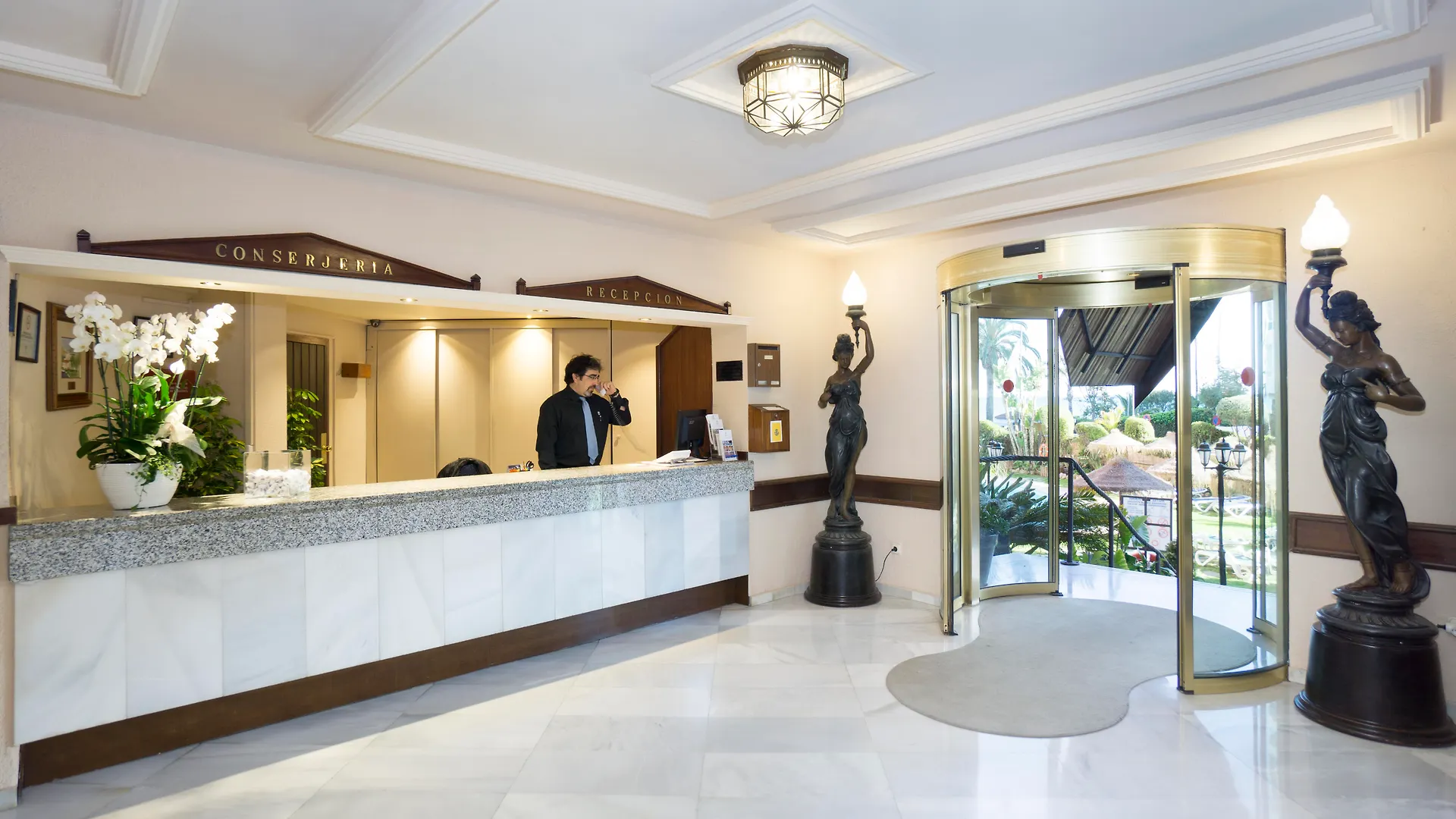 Hotel Ms Tropicana Торремолинос