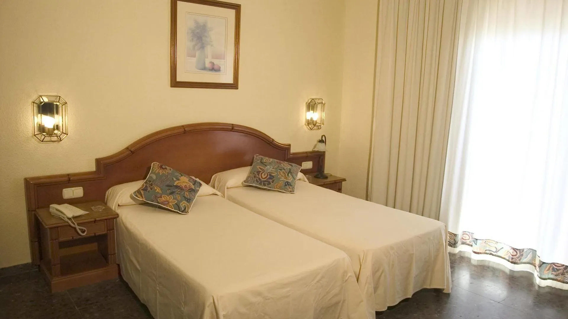 Hotel Ms Tropicana Торремолинос